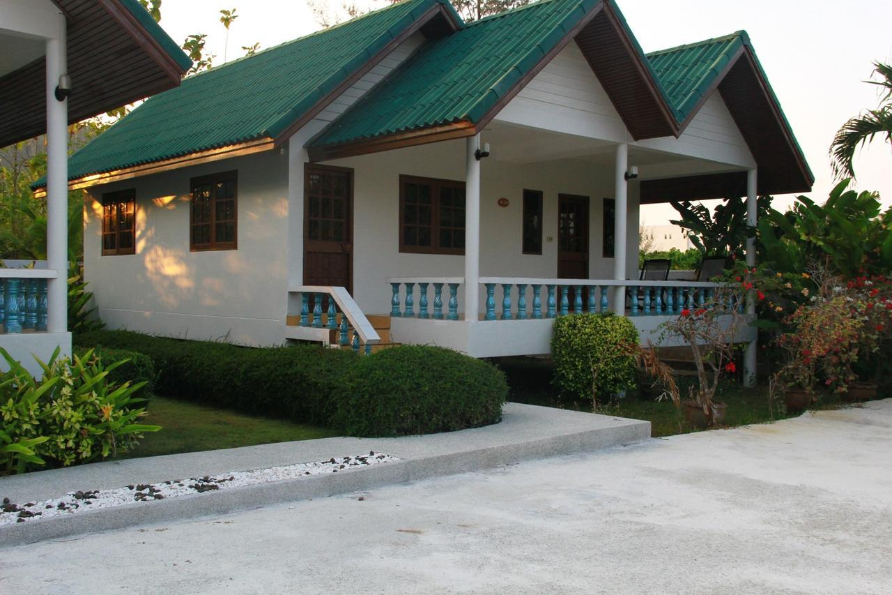 Surin House Villa ภายนอก รูปภาพ