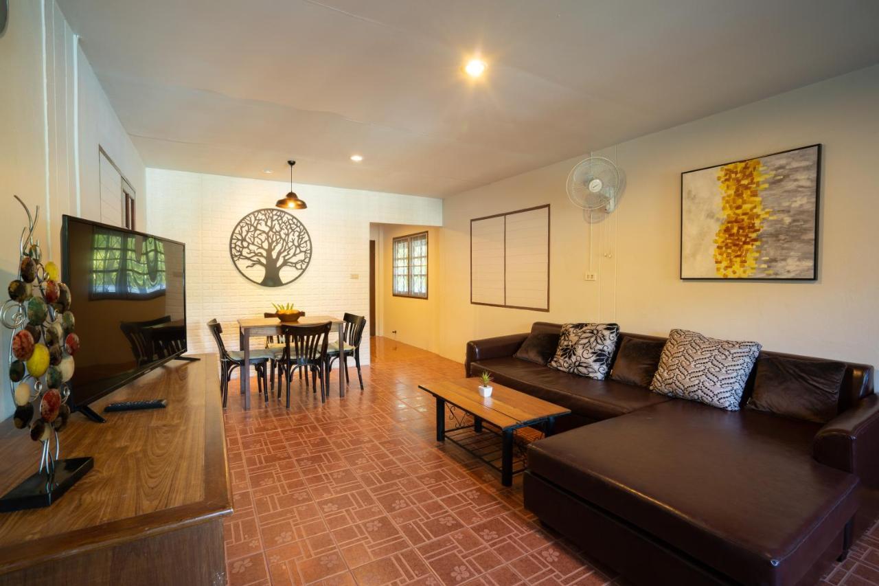 Surin House Villa ภายนอก รูปภาพ