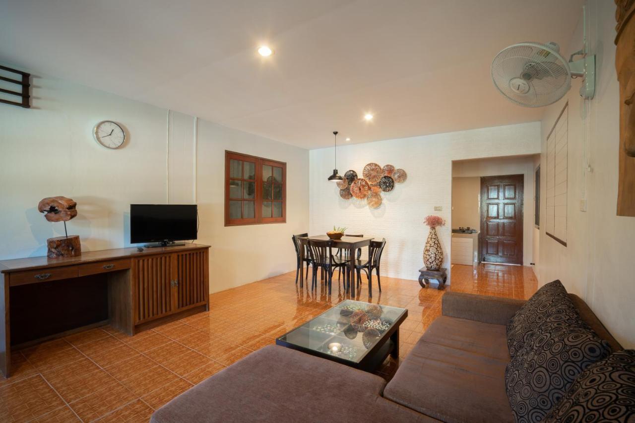 Surin House Villa ภายนอก รูปภาพ